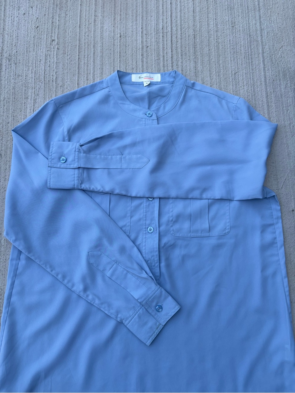 Two by Vince Camuto Sky Blue Band-Collar Blouse